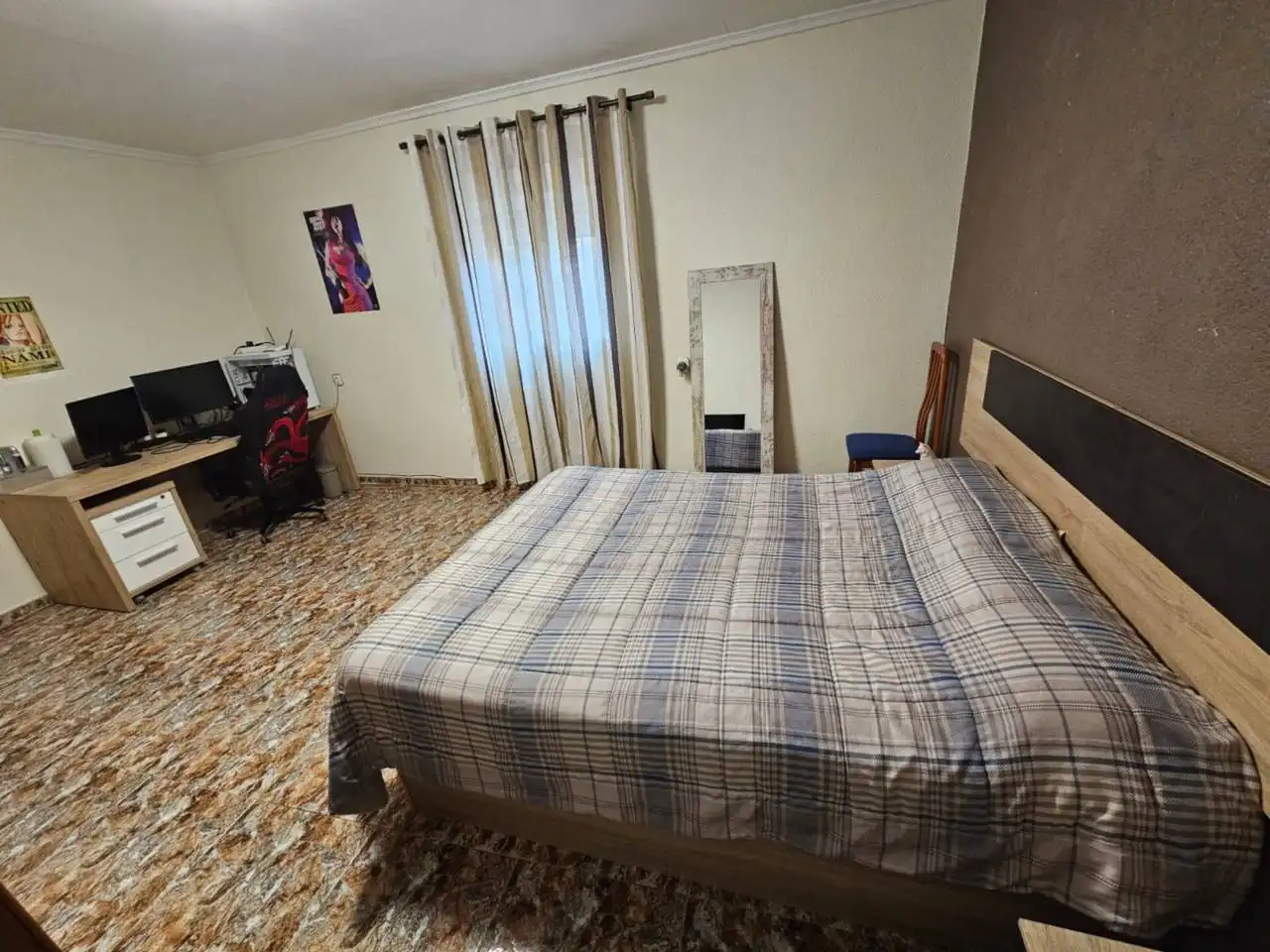Dormitori de Casa o xalet en venda en Alicante / Alacant amb Aire condicionat, Calefacció i Jardí privat