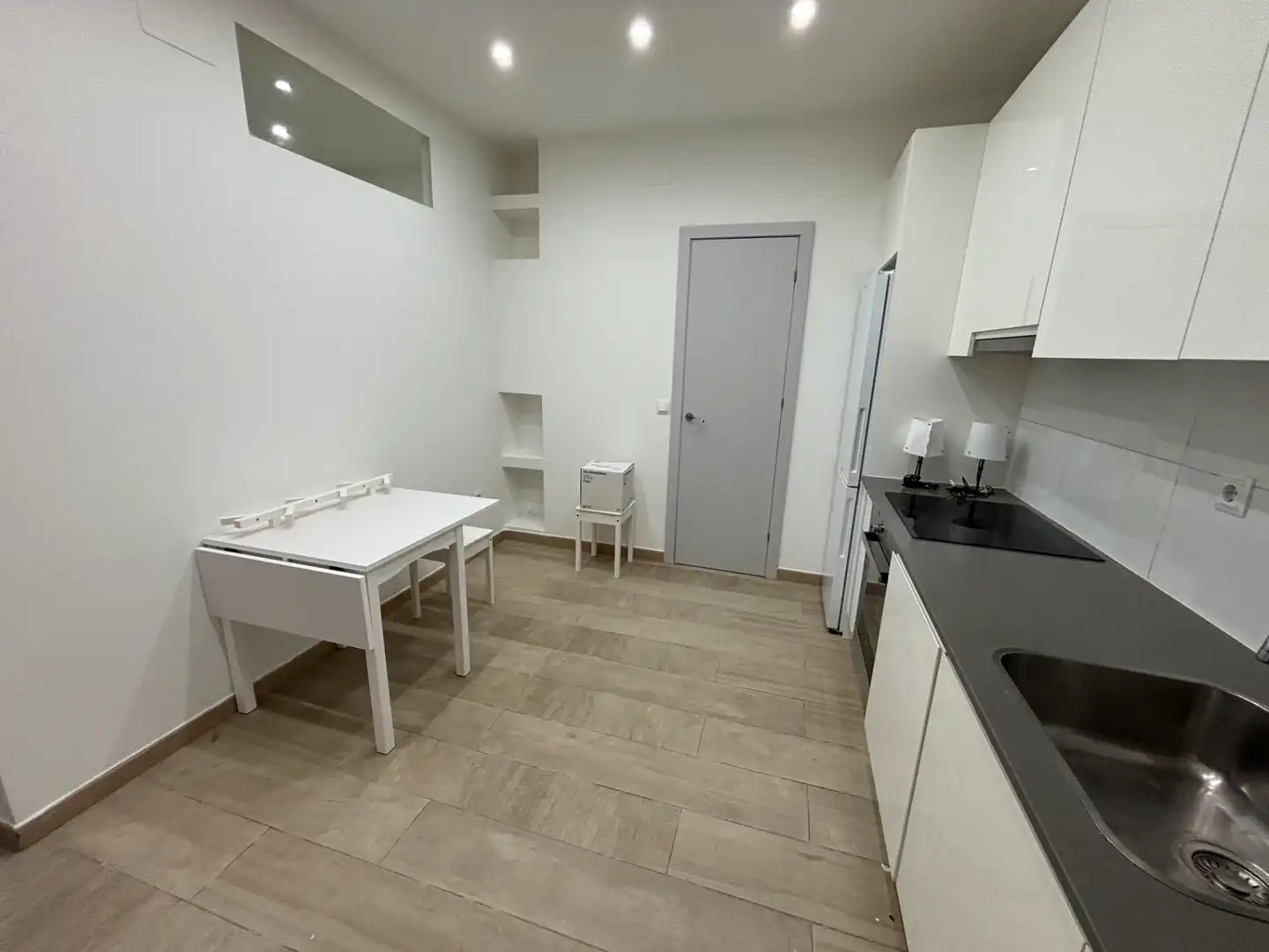 Cocina de Oficina de alquiler en Sarrià - Sant Gervasi