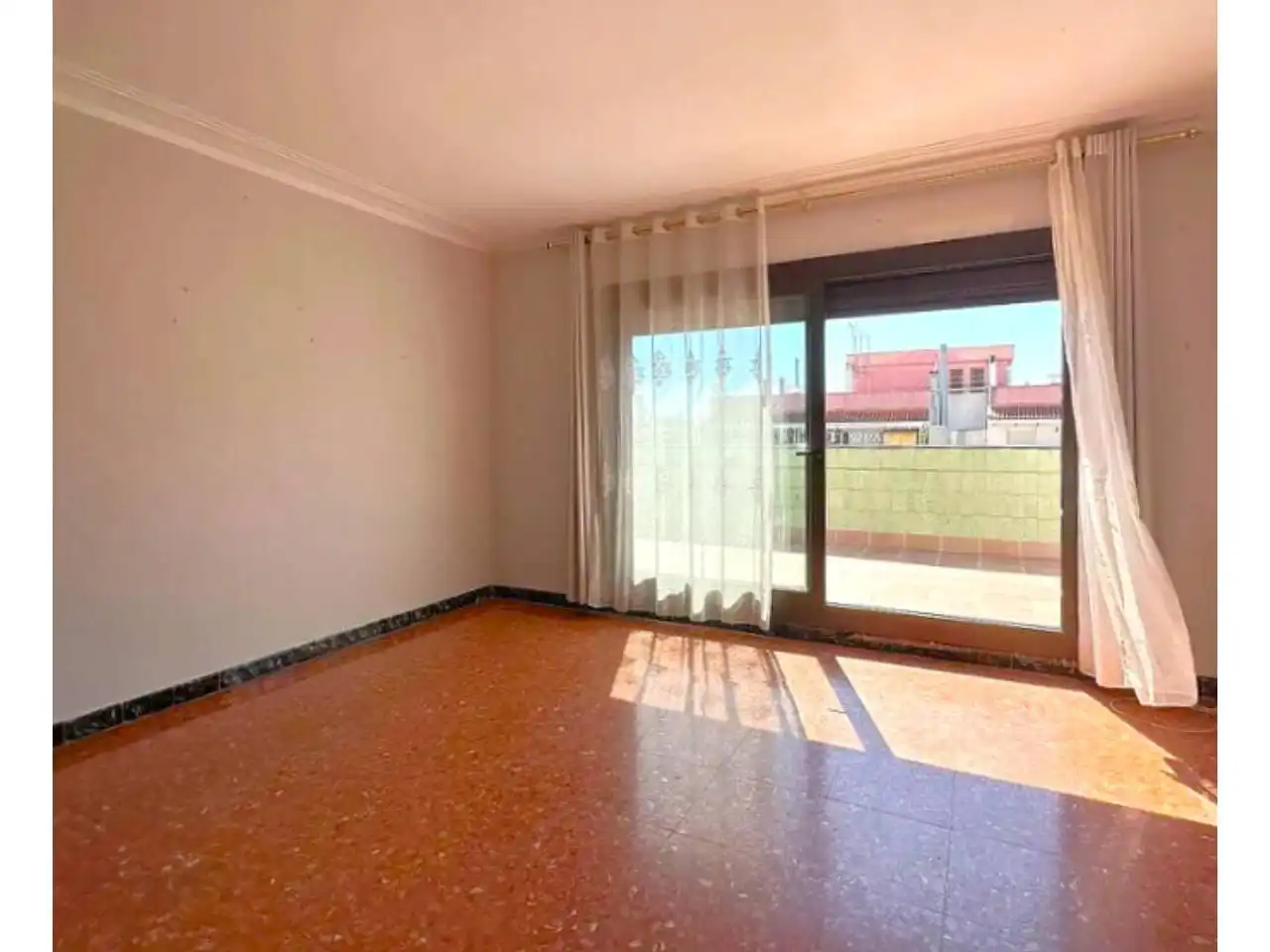 Dormitori de Àtic en venda en Barcelona amb Terrassa i Balcó
