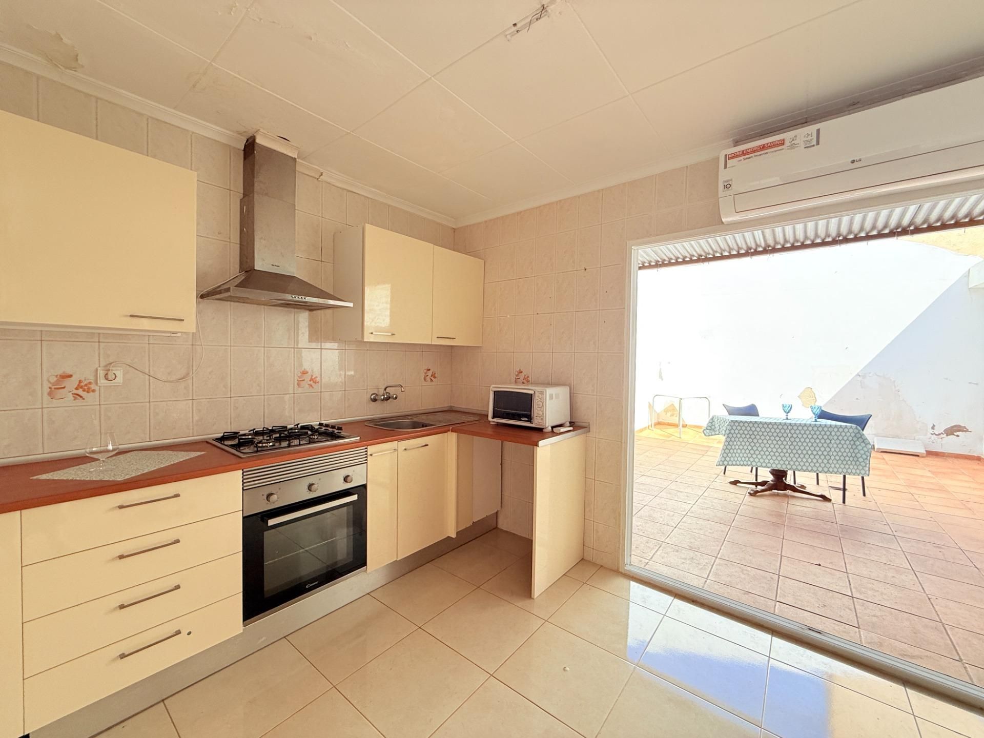 Kitchen of House or chalet for sale in Alicante / Alacant  with Air Conditioner, Terrace and Storage room