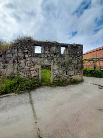 Casa-chalet en Venta en Lugar Tarrio, 45 en Dodro