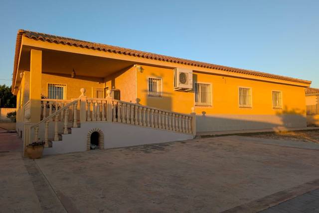 Casa-chalet en Venta en Cañada del Fenollar