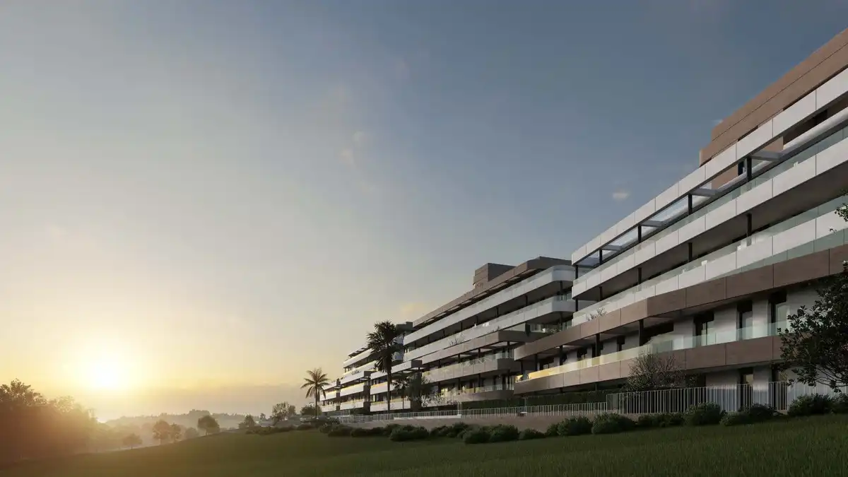 Außenansicht von Erdgeschoss zum Verkauf in Estepona mit Klimaanlage, Privatgarten und Abstellraum