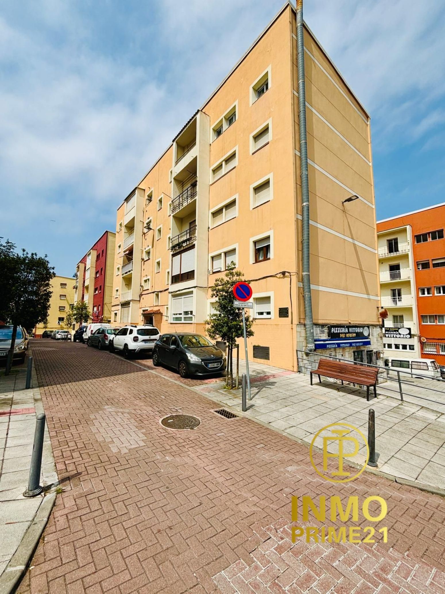 Vista exterior de Pis en venda en Santander amb Calefacció i Moblat