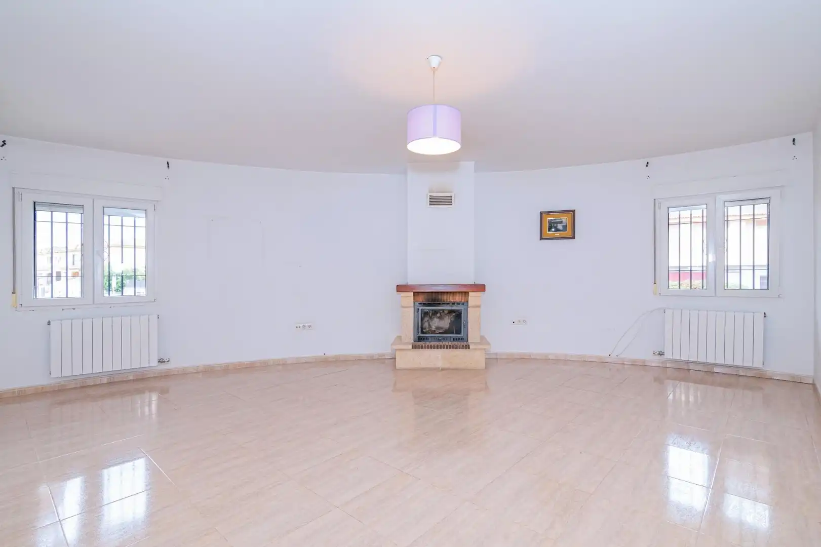 Sala de estar de Casa o chalet en venta en Atarfe con Aire acondicionado, Calefacción y Jardín privado