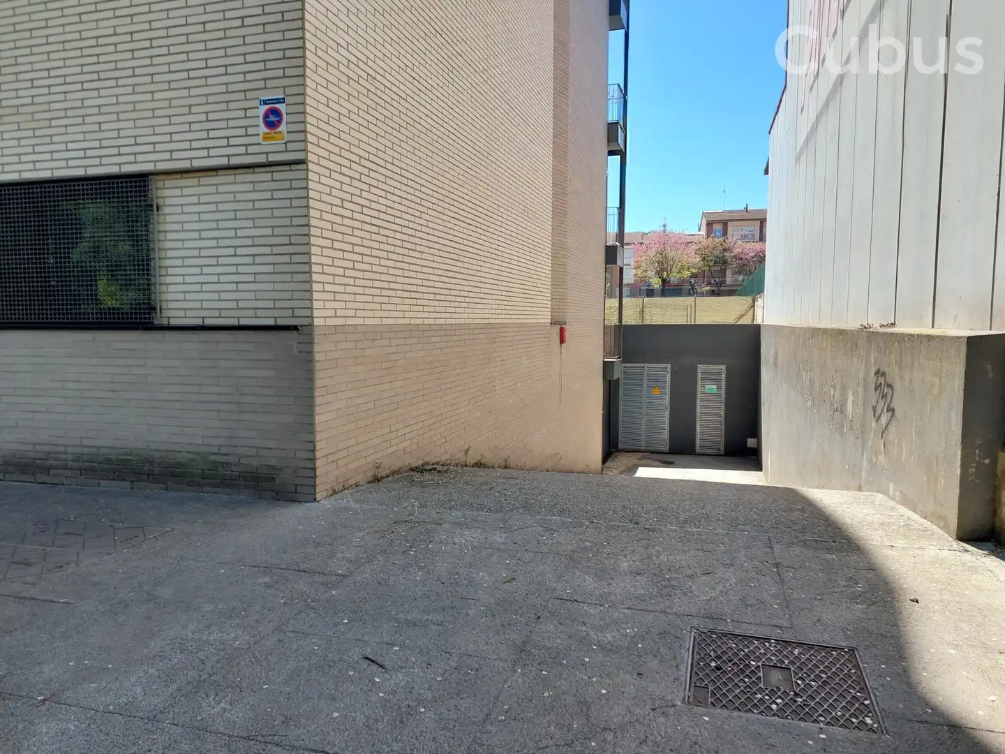 Parking for sale in Olot, imagen 2