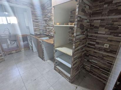 Kitchen of Flat for sale in  Sevilla Capital
