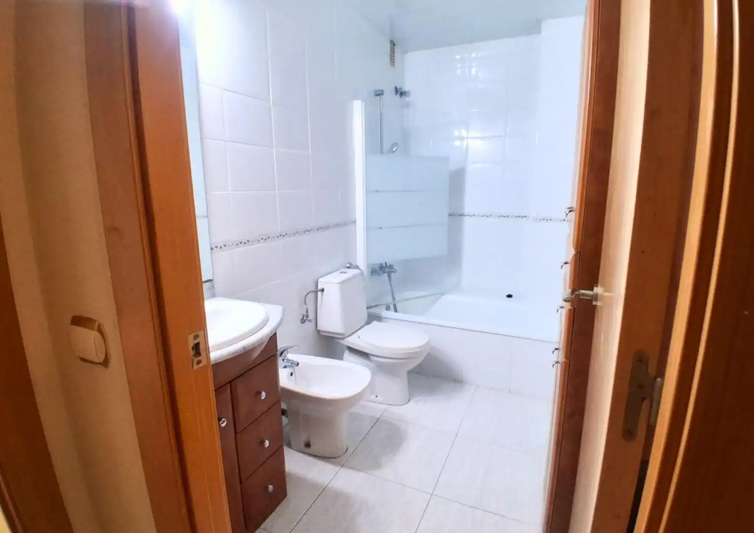 Baño de Piso en venta en Sabadell con Calefacción