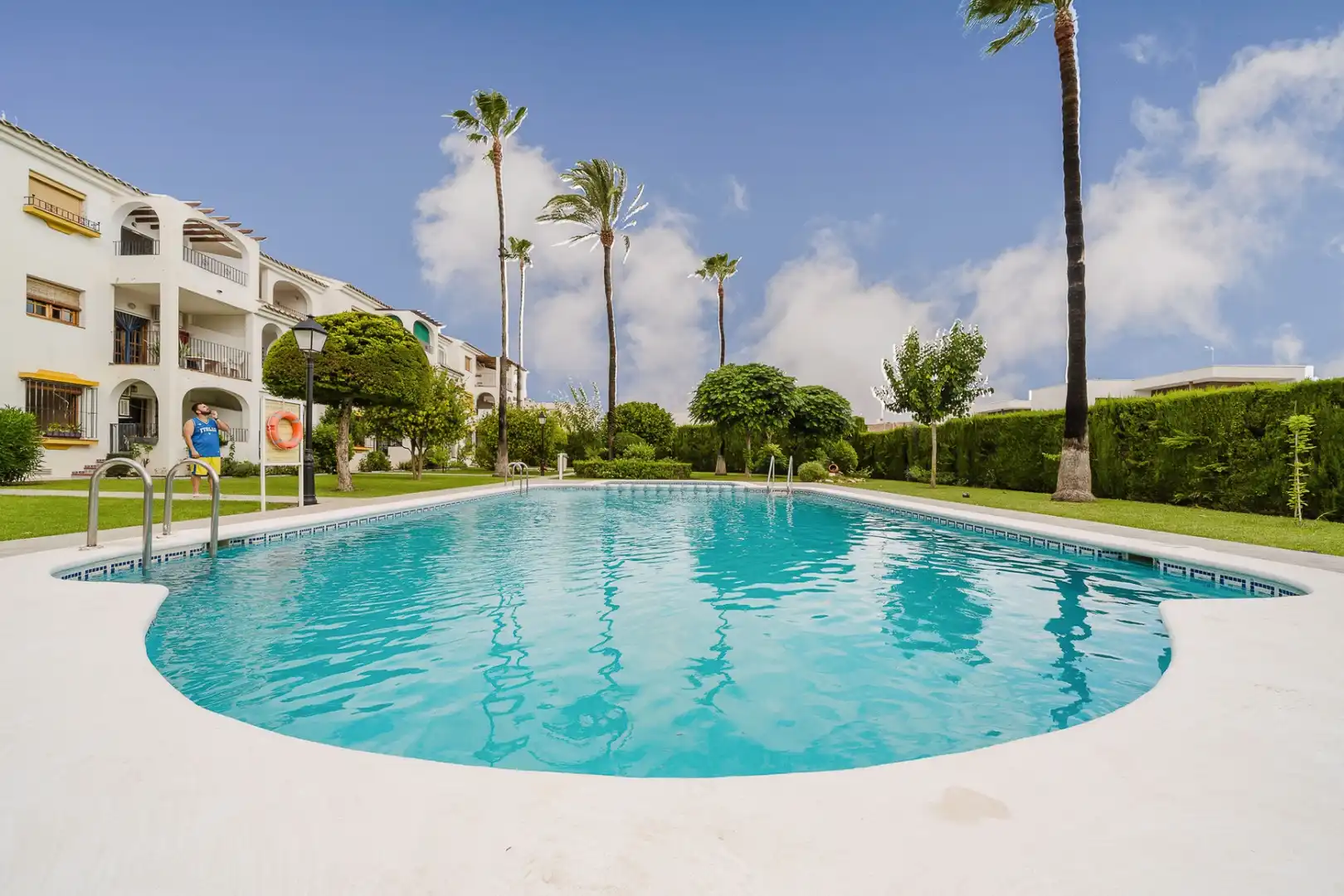 Piscina de Apartament de lloguer en Santiago de la Ribera