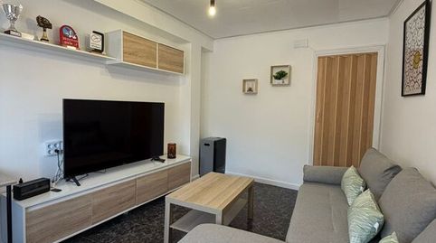 Foto 3 de Piso en venta en Calle Joaquín Soldevilla, Sama, Langreo