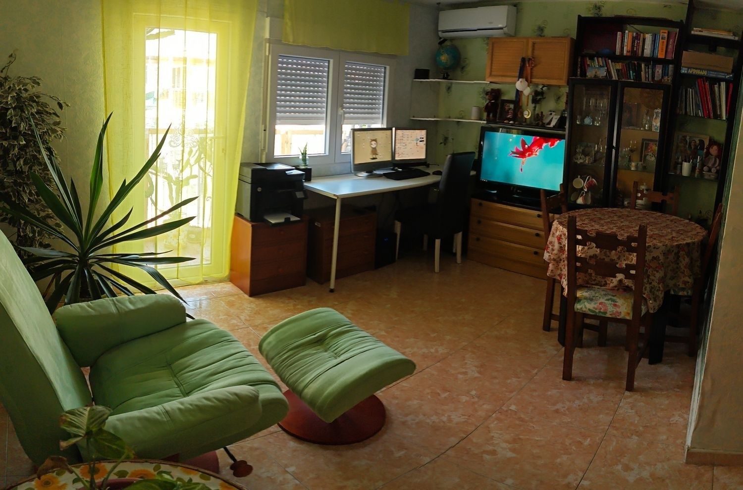 Living room of Flat for sale in Alicante / Alacant  with Air Conditioner, Furnished and Balcony
