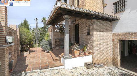 Foto 3 de Casa o xalet en venda a Calle Cúllar Vega, Altos de la Zubia, La Zubia