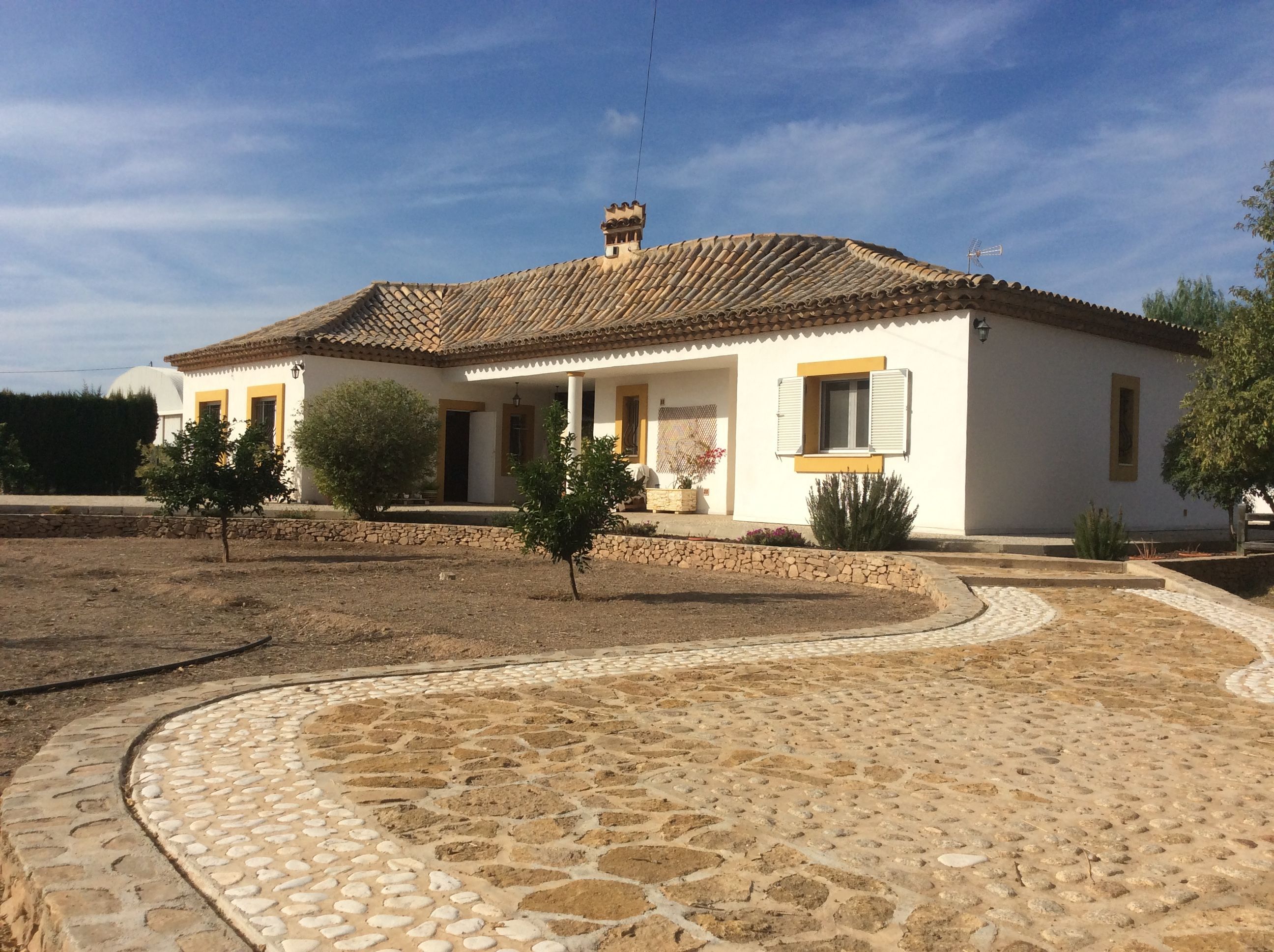 Vista exterior de Casa o xalet en venda en Lorca amb Aire condicionat, Calefacció i Jardí privat
