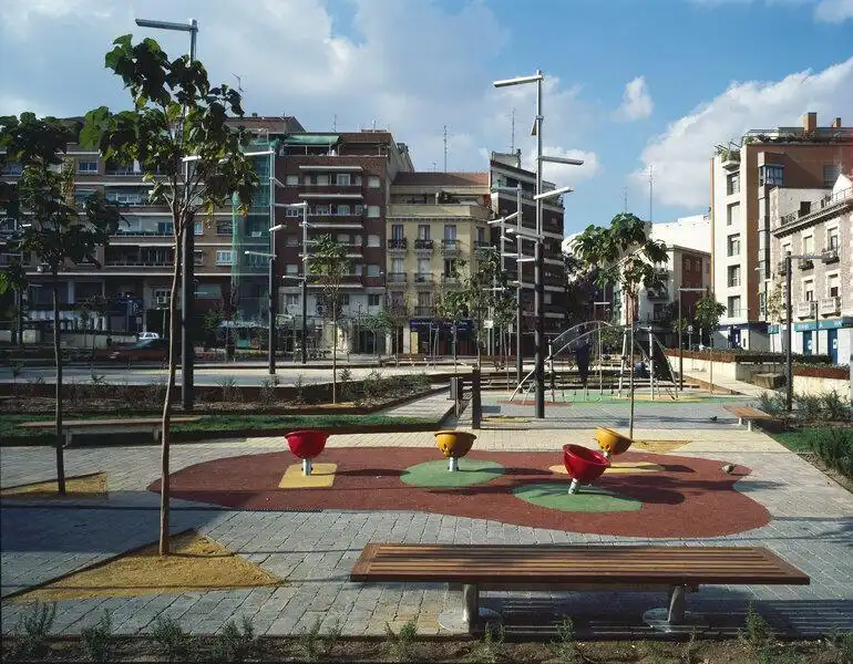 Außenansicht von Wohnung zum Verkauf in Madrid mit Klimaanlage, Heizung und Terrasse
