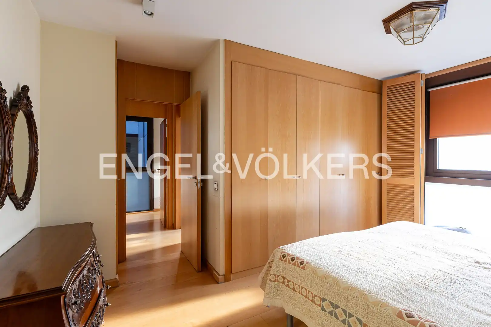 Bedroom of Flat for sale in Madrid  with Air Conditioner, Heating and Parquet flooring
