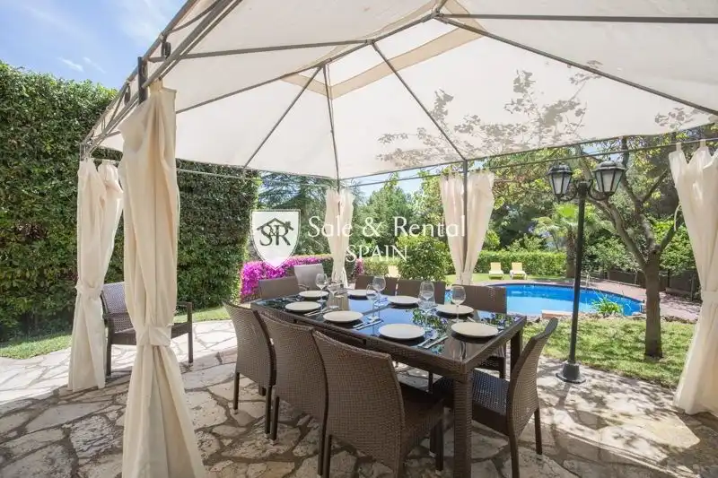 Casa amb piscina en venda a Montgoda, imagen 8