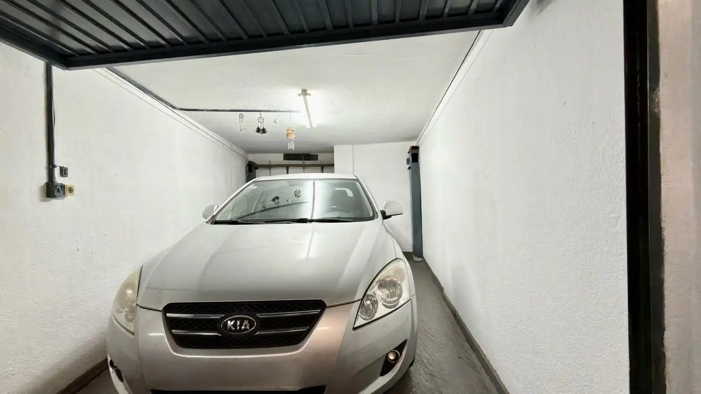 Parkplatz von Garage zum Verkauf in Eibar