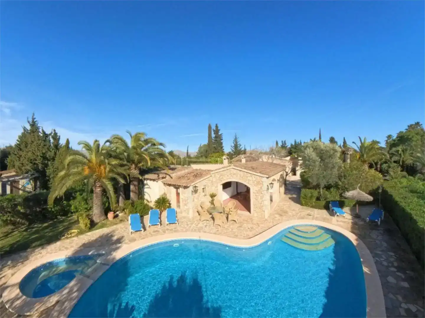 Piscina de Piso en venta en Pollença con Aire acondicionado, Jardín privado y Piscina