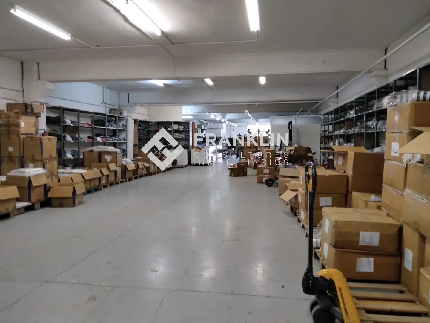 Nau industrial en venda en Pineda de Mar amb Alarma