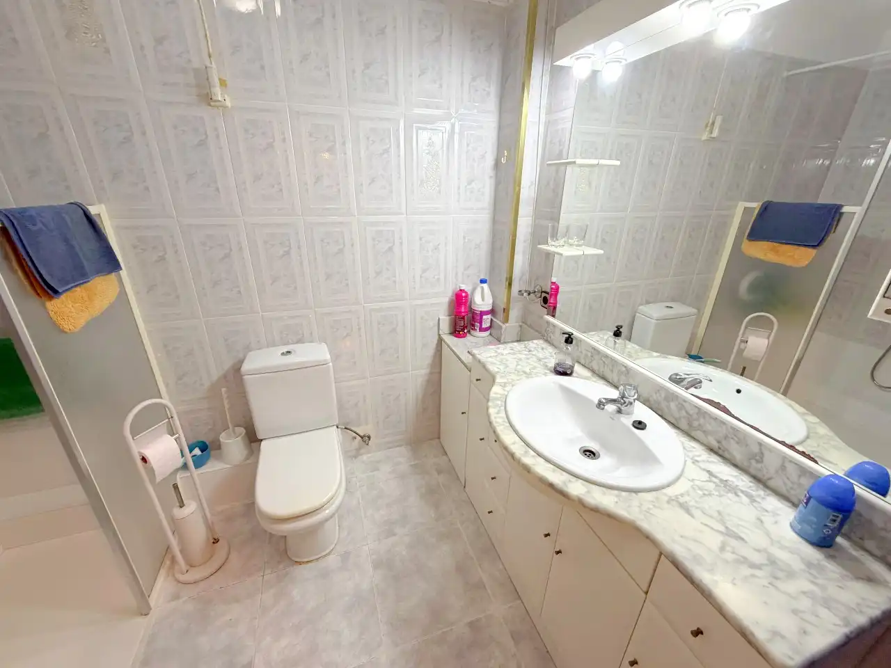 Baño de Piso en venta en El Prat de Llobregat con Horno