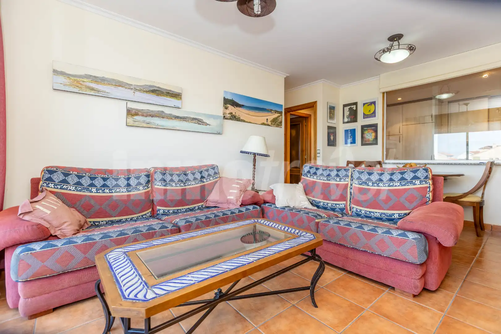 Sala d'estar de Apartament en venda en Sanxenxo amb Terrassa, Traster i Moblat