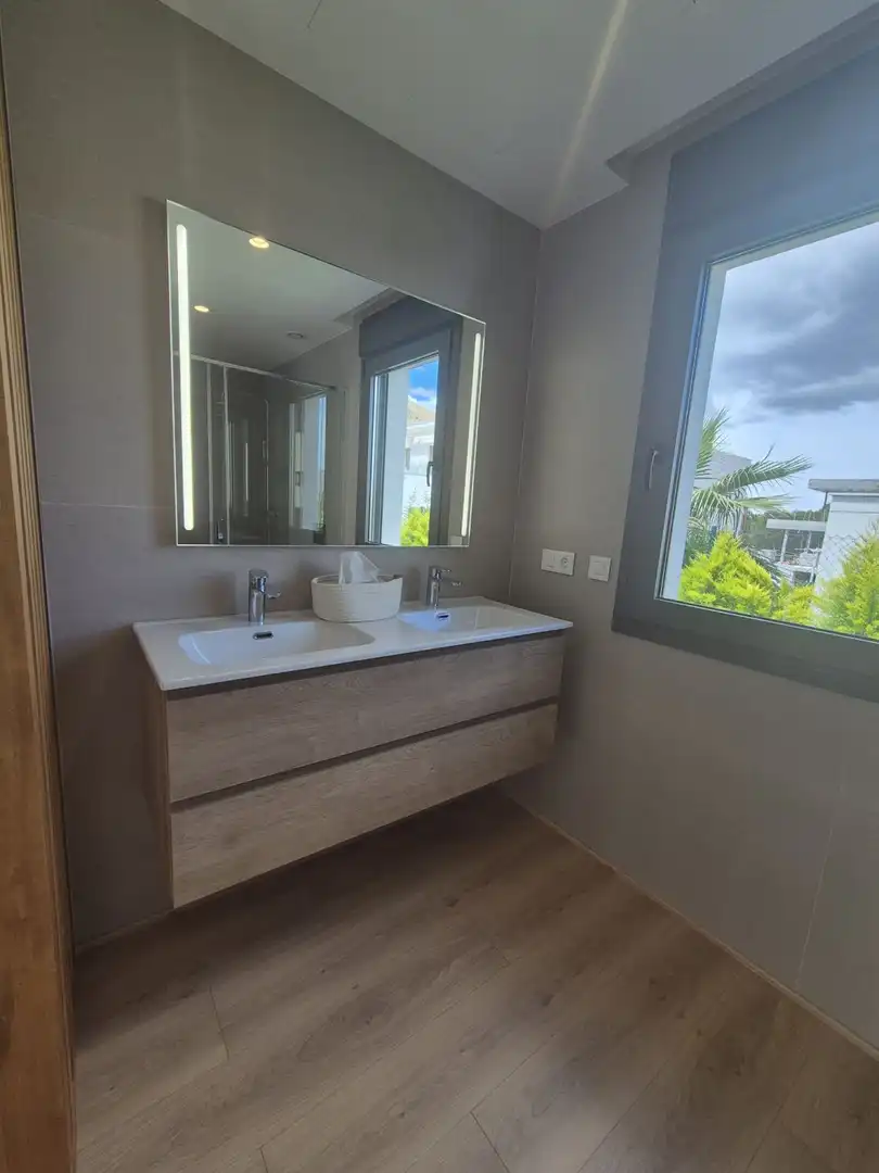 Detached house for sale in Golf Bahía, imagen 8