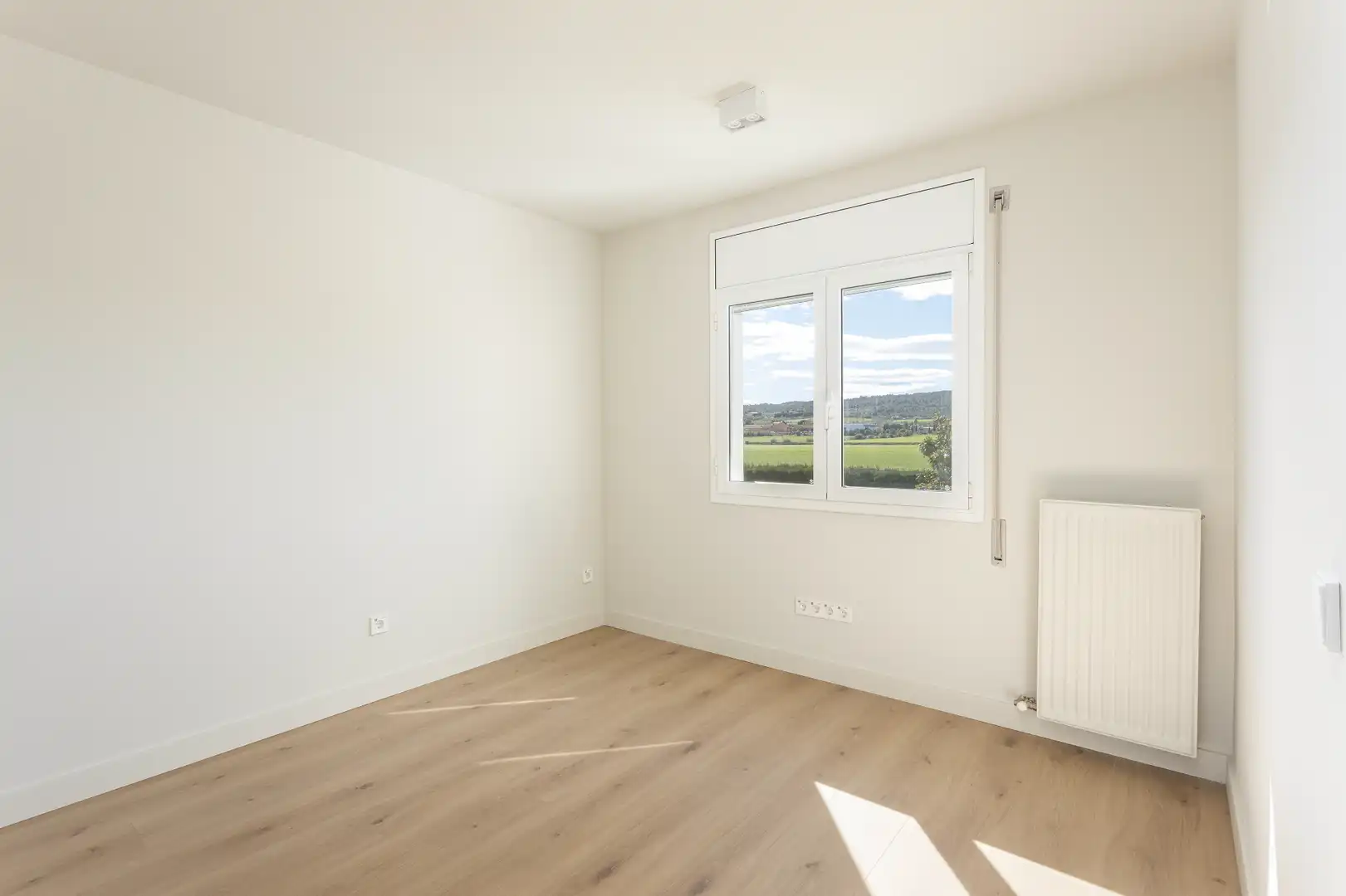 Habitación de Casa o chalet en venta en Llers con Aire acondicionado, Calefacción y Jardín privado