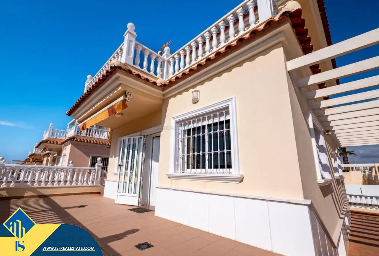 Villa con piscina in vendita a Playa de los Locos, imagen 23