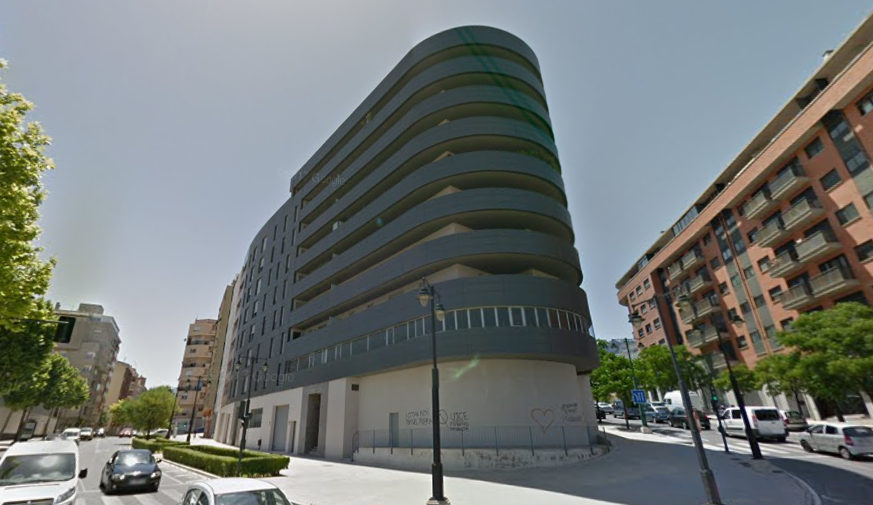Vista exterior de Pis en venda en Alcoy / Alcoi amb Calefacció, Traster i Forn