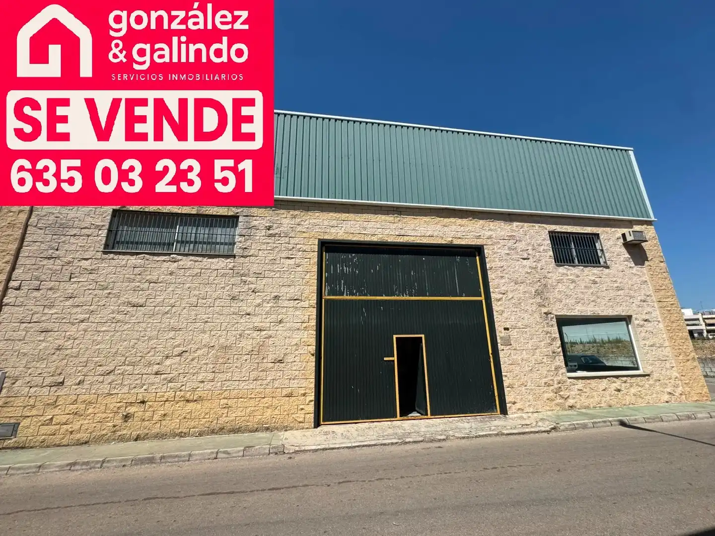 Industriegebäude zum Verkauf in Morón de la Frontera