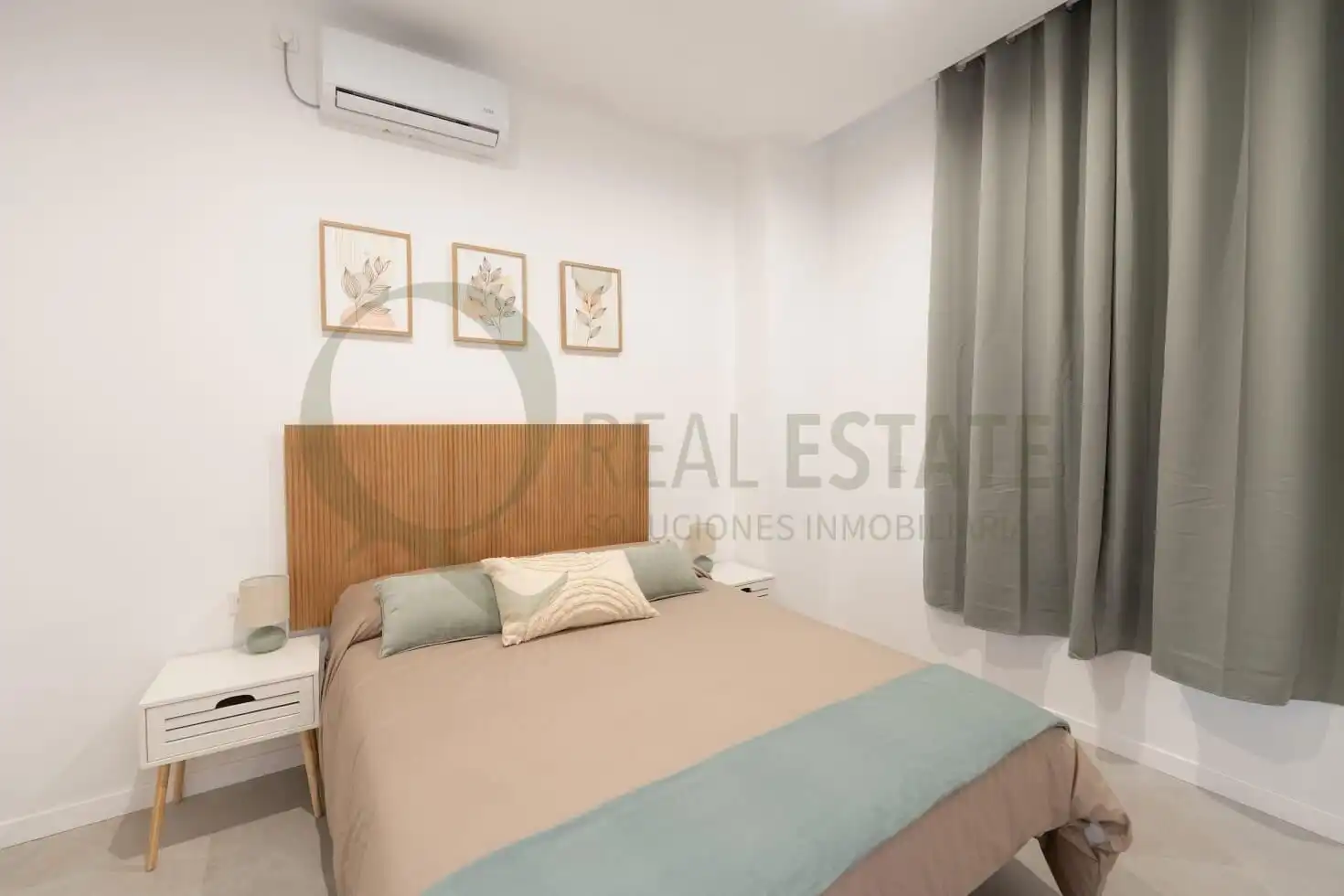 Habitación de Planta baja en venta en Alicante / Alacant con Aire acondicionado, Calefacción y Amueblado