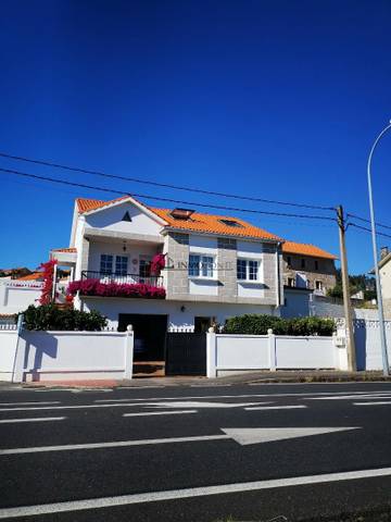 Casa-chalet en Venta en Dorrón