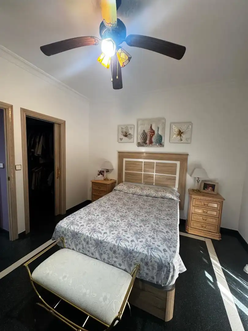 Habitación de Casa o chalet en venta en Dos Hermanas con Aire acondicionado, Terraza y Trastero