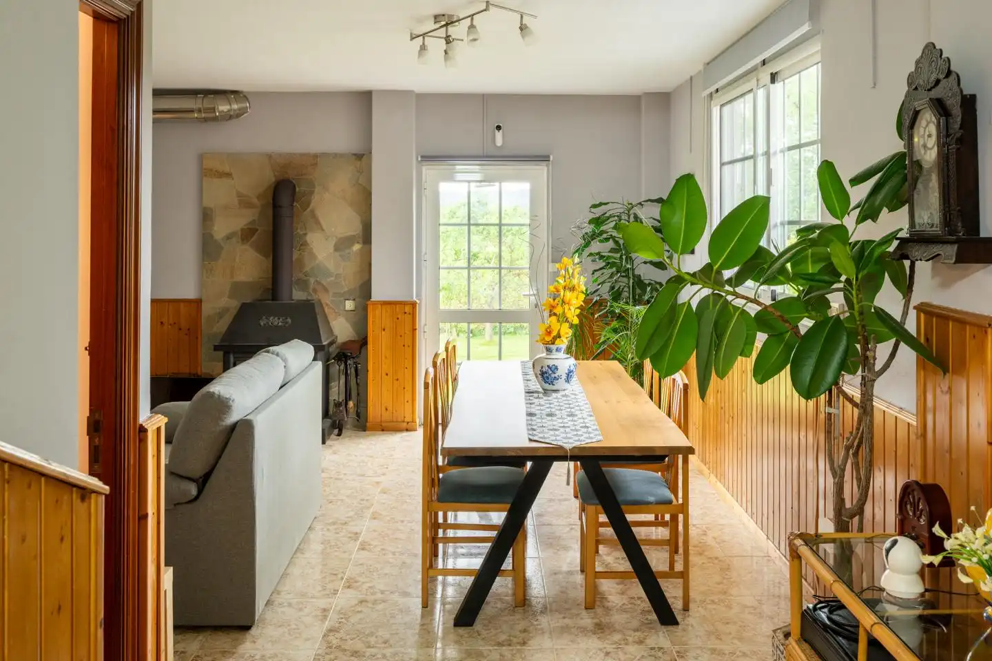 Dining room of Houses for sale in Bergondo  with Heating, Private garden and Swimming Pool