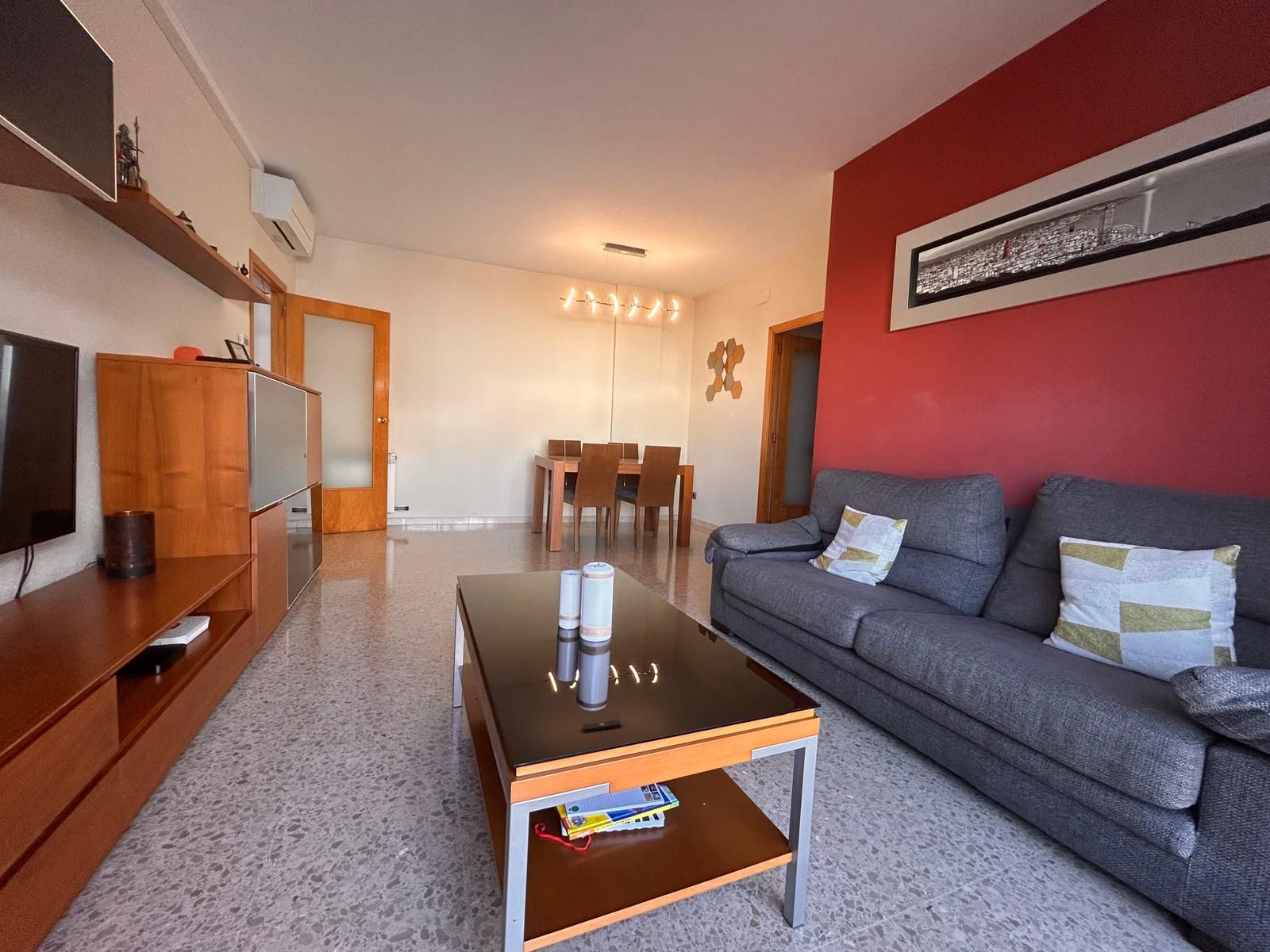 Piso en venta en Almeda - El Corte Inglés