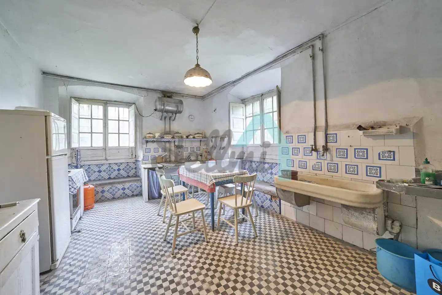Cocina de Casa o chalet en venta en Oviedo  con Jardín privado, Parquet y Terraza