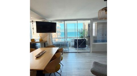 Foto 2 de Piso en venta en Puerto Deportivo, Fuengirola