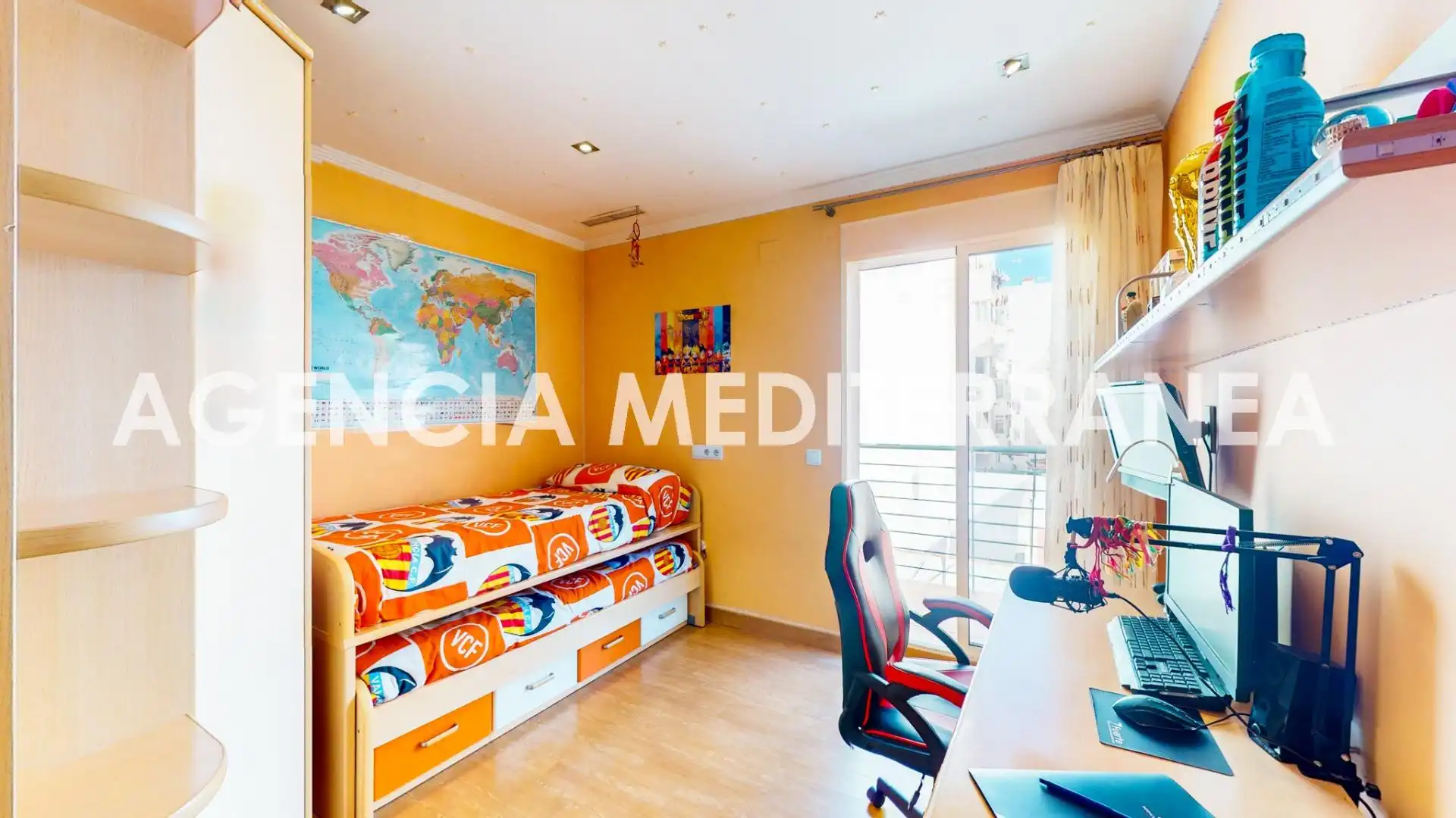 Habitación de Casa o chalet en venta en Burjassot con Aire acondicionado, Calefacción y Terraza