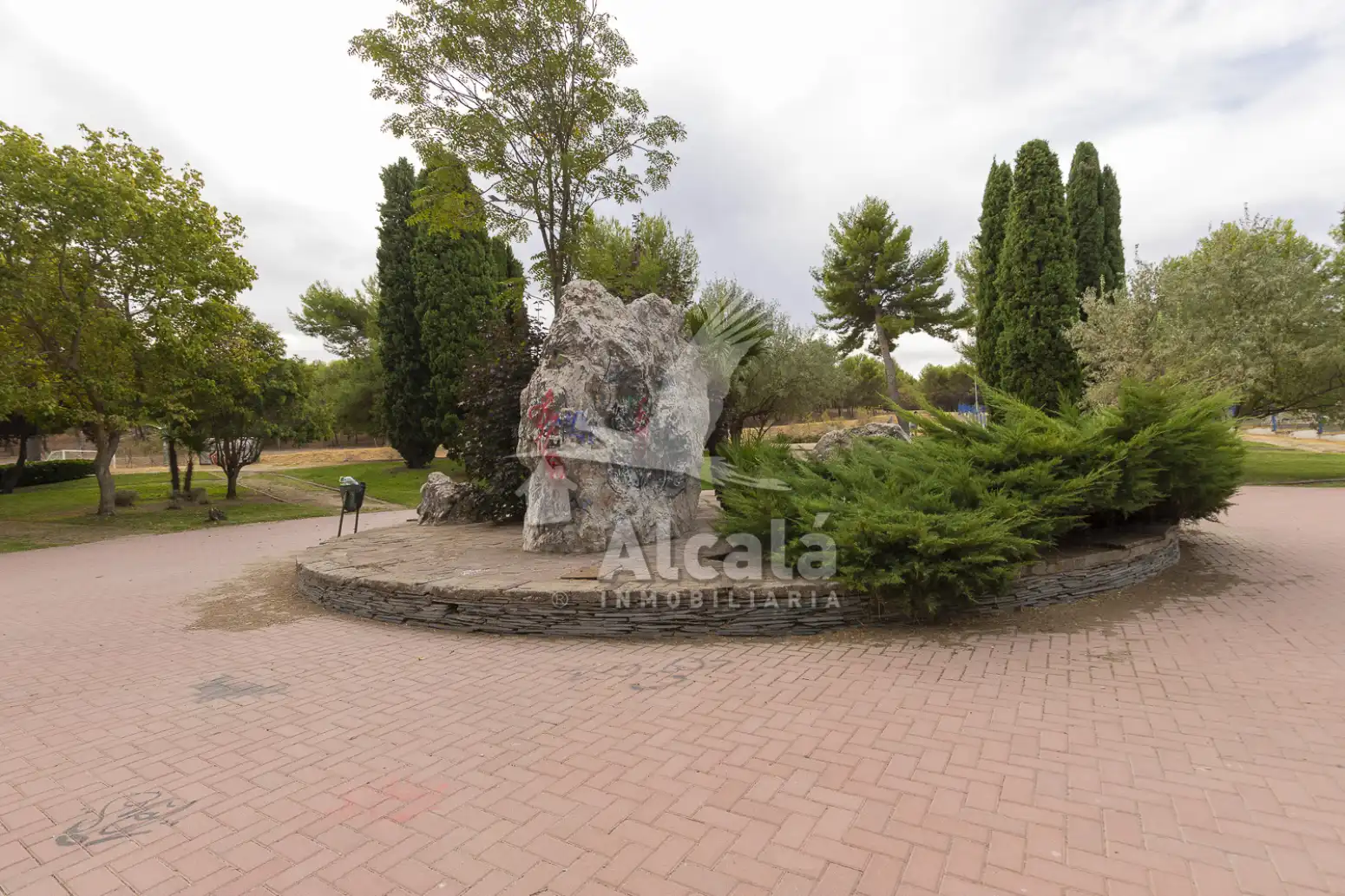 Piso en venta en Coslada con Aire acondicionado, Calefacción y Jardín privado