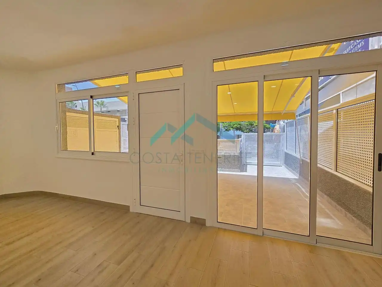 Ground floor for sale in Guía de Isora  with Terrace