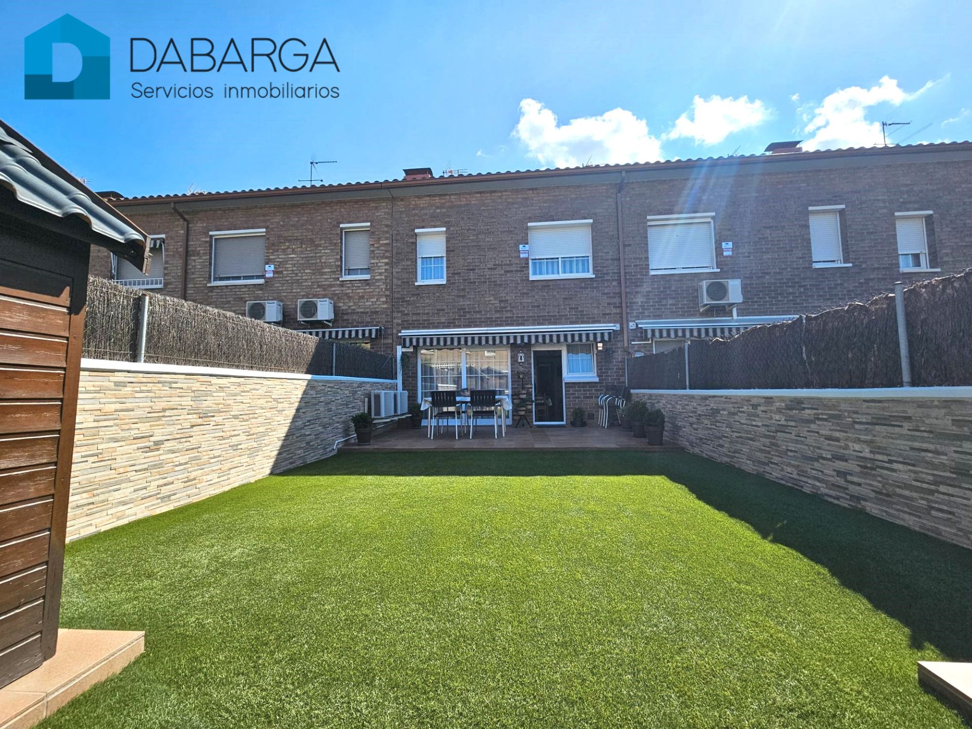Garden of Single-family semi-detached for sale in Ripollet  with Air Conditioner, Heating and Private garden