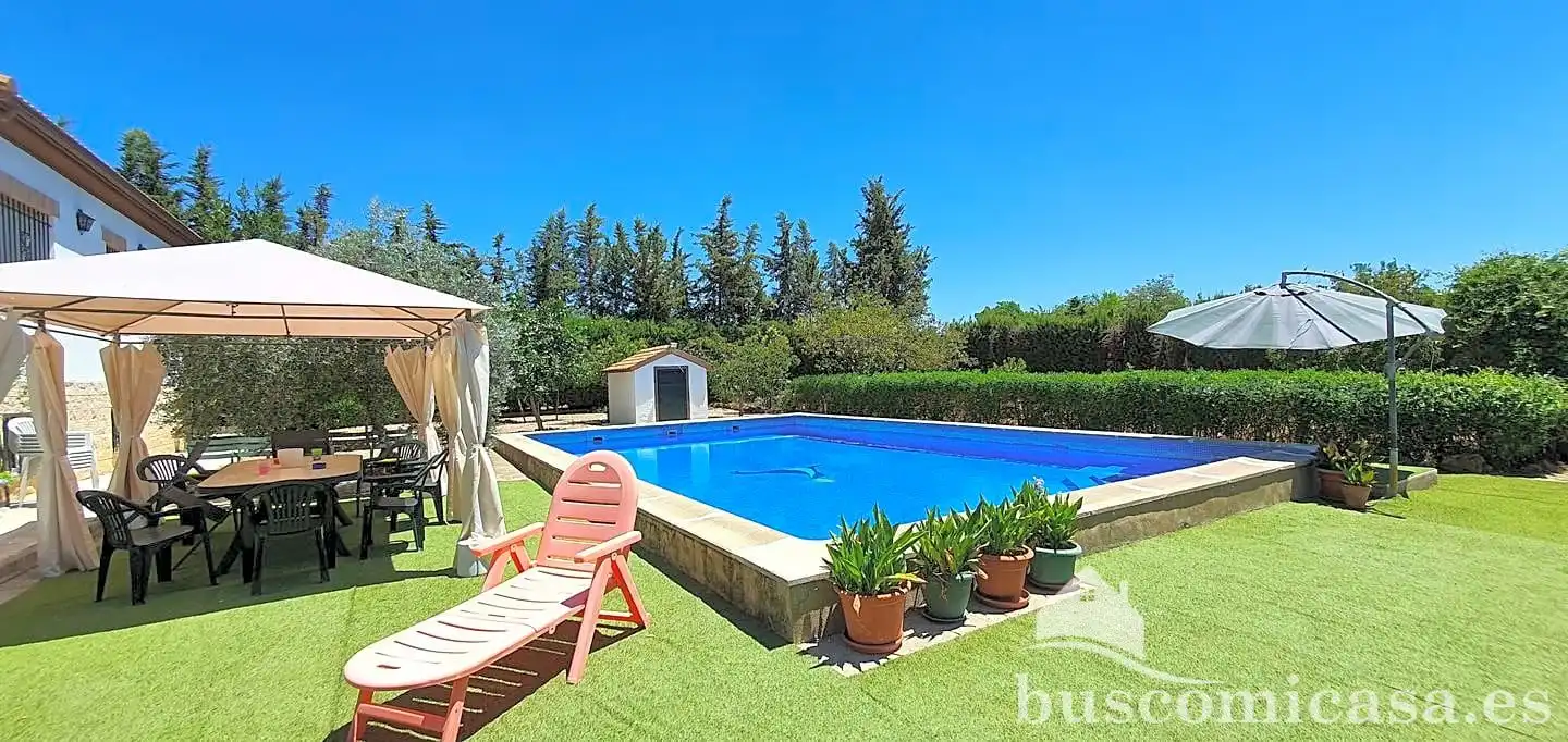 Jardí de Casa o xalet en venda en Linares amb Aire condicionat, Calefacció i Jardí privat