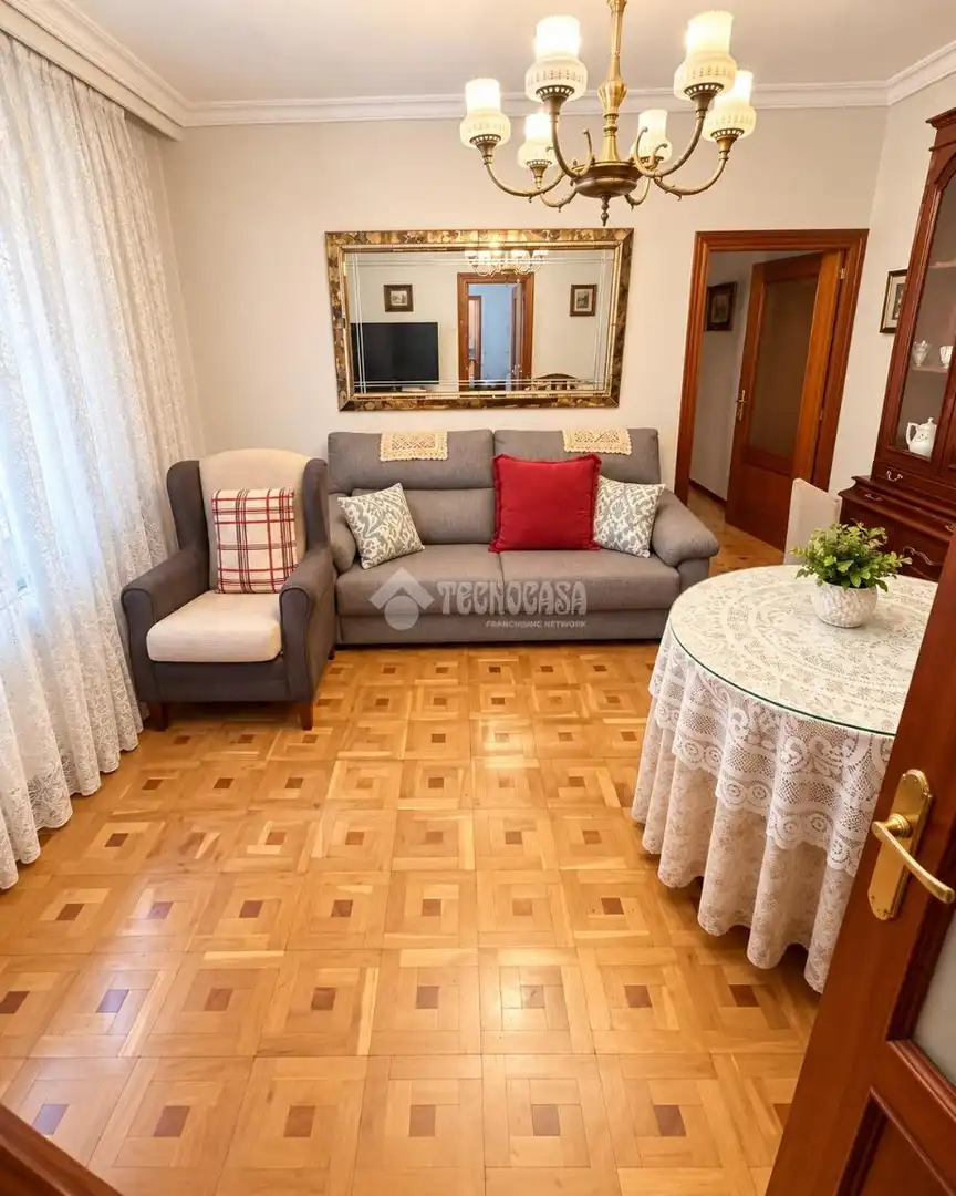 Sala d'estar de Pis en venda en Madrid