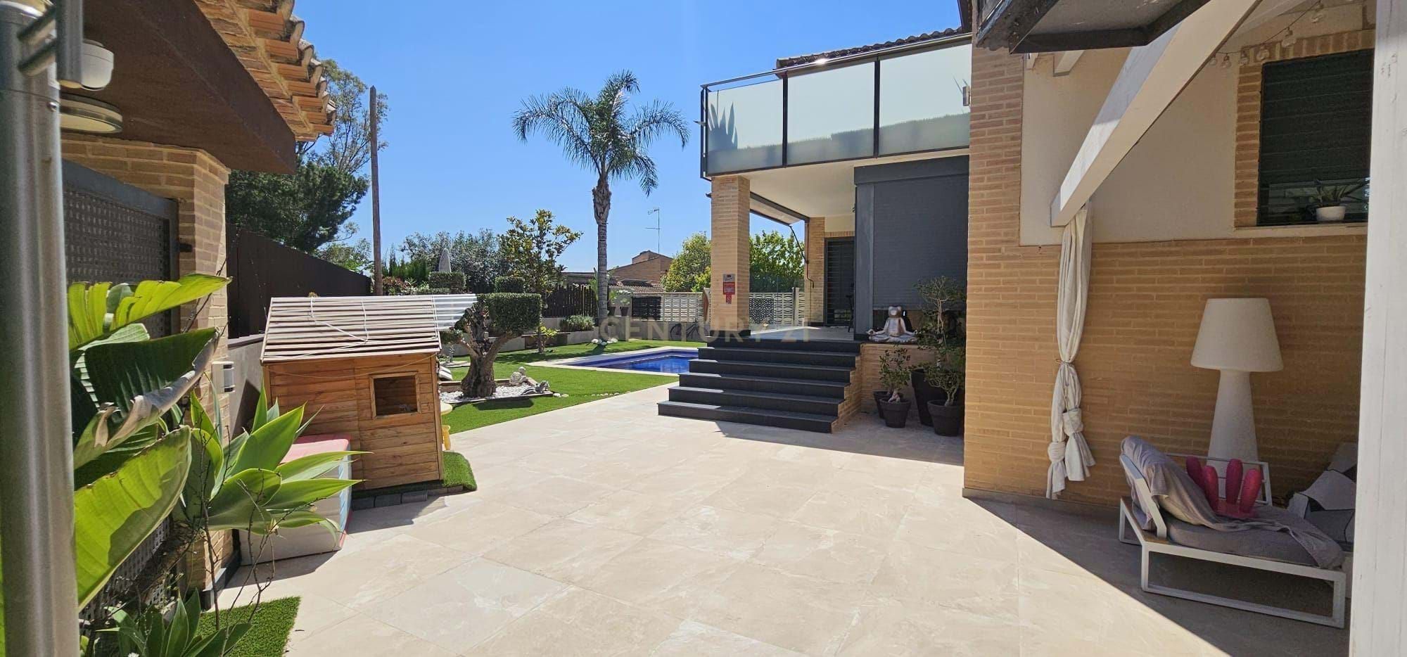 Terraza de Casa o chalet en venta en Paterna con Piscina