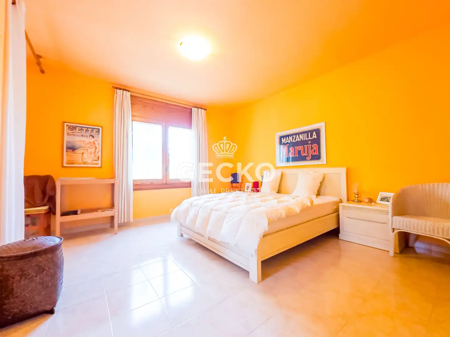 Vista exterior de Casa o xalet en venda en Lloret de Mar amb Calefacció, Jardí privat i Terrassa