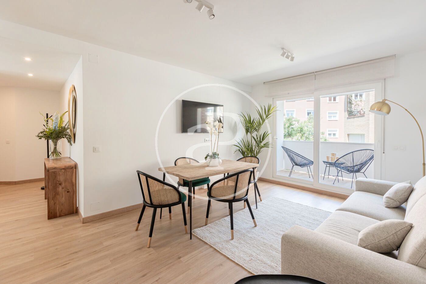 Vista exterior de Pis de lloguer en  Madrid Capital amb Aire condicionat, Calefacció i Terrassa