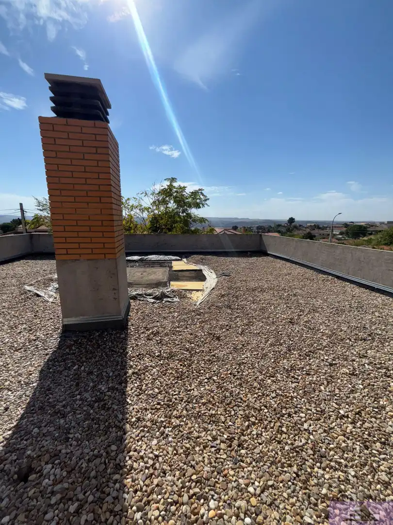 Terrassa de Casa o xalet en venda en Colmenar de Oreja amb Calefacció, Terrassa i Traster