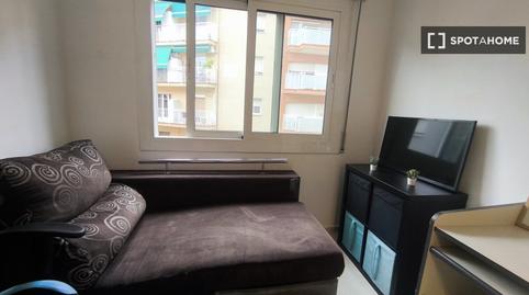 Foto 2 de Pis per a compartir a Can Clota, Barcelona