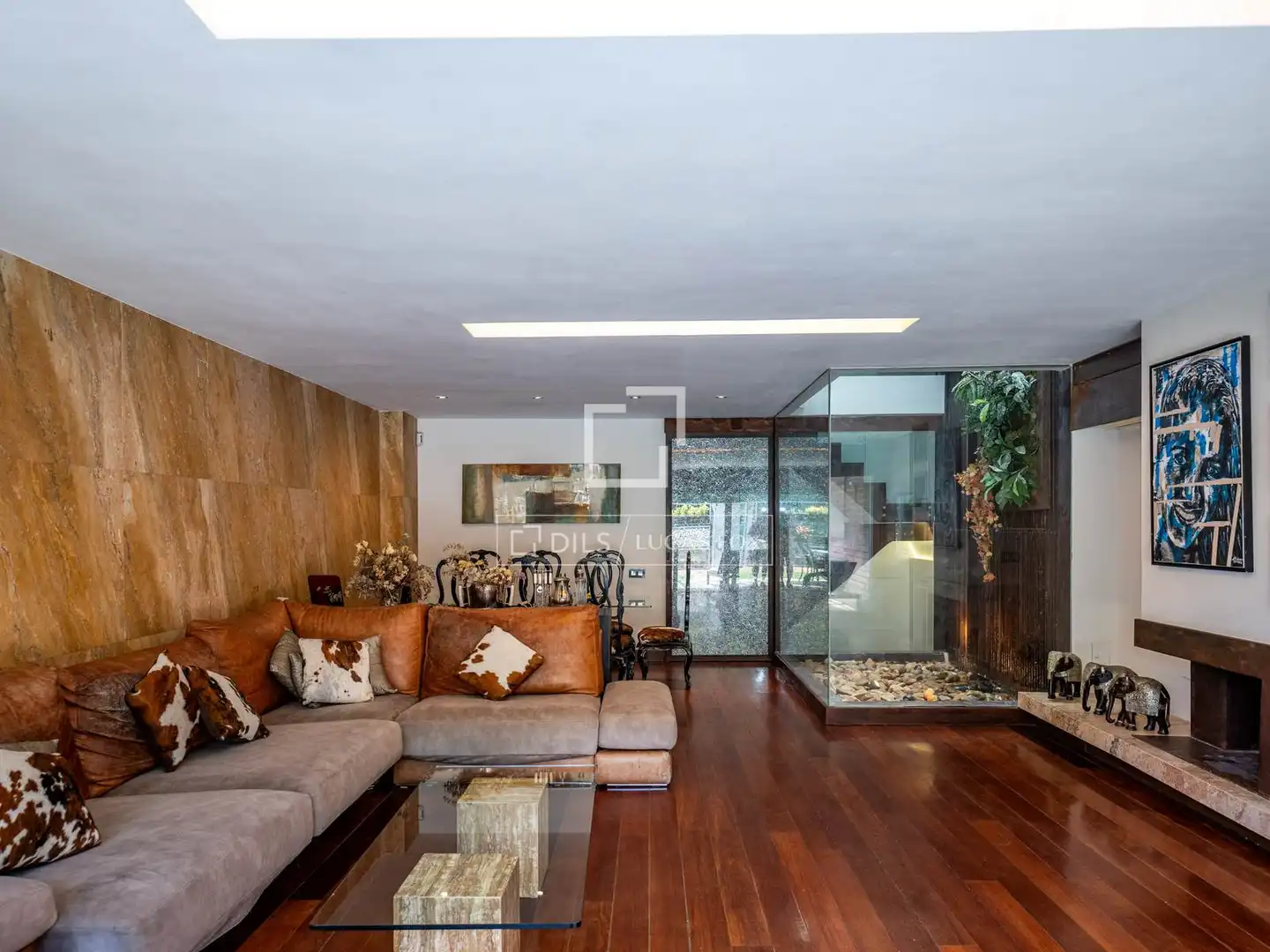Sala d'estar de Casa o xalet de lloguer en La Moraleja amb Aire condicionat, Calefacció i Jardí privat