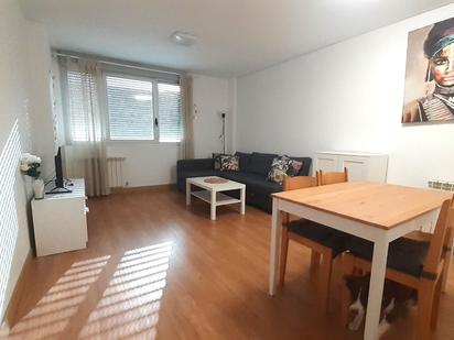 Sala d'estar de Pis en venda en  Pamplona / Iruña amb Parquet, Traster i Balcó